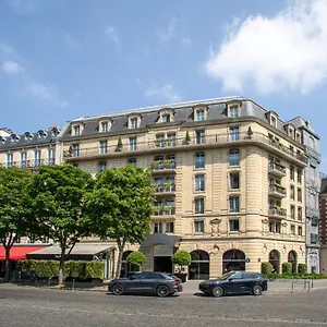 Barriere Fouquet's Paris