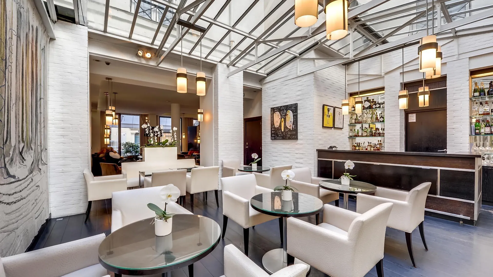Le A Hotel Paris