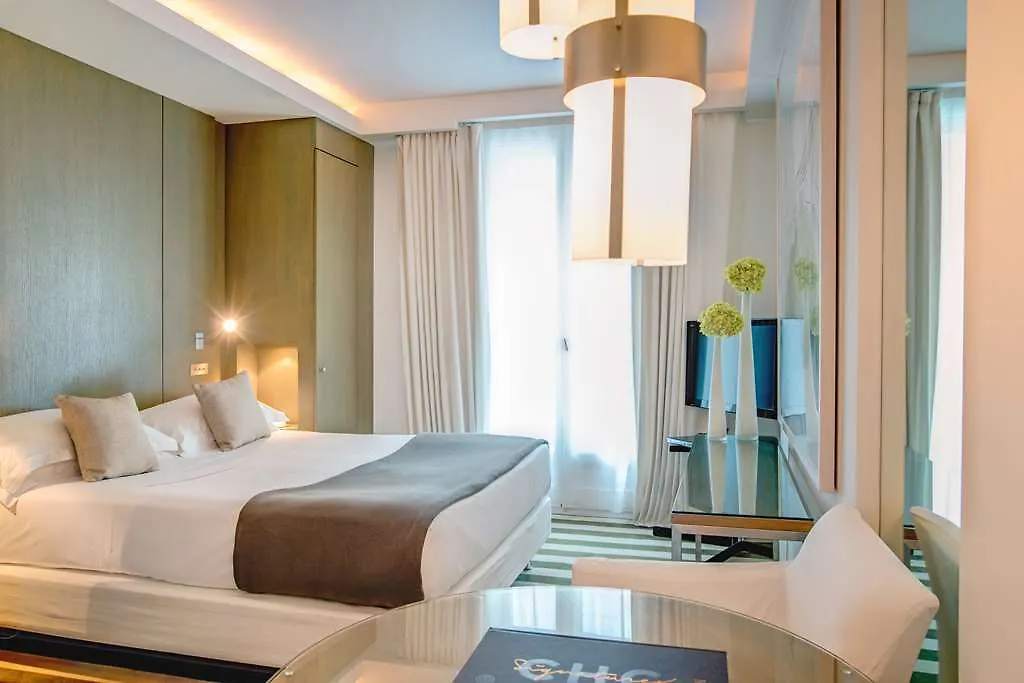 Le A Hotel Paris